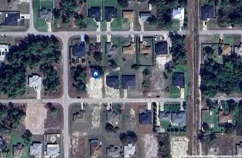 3510 35th St SW, Lehigh Acres, FL 33976