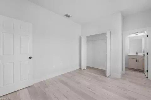 Bedroom - 4867 Myrtle Beach Dr, Sebring, FL 33872 photo 5 of 6