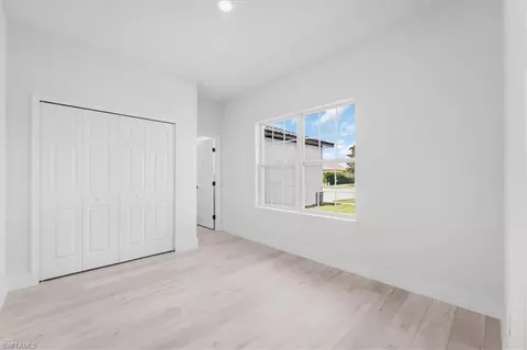 Bedroom - 4867 Myrtle Beach Dr, Sebring, FL 33872 photo 6 of 6