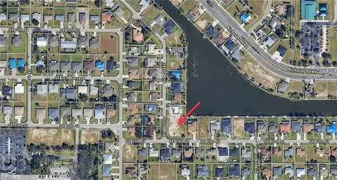 307 SE 13th St, Cape Coral, FL 33990