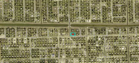 5900 Queen Ave N, Lehigh Acres, FL 33971