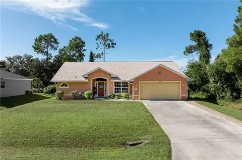 2605 11th St W, Lehigh Acres, FL 33971