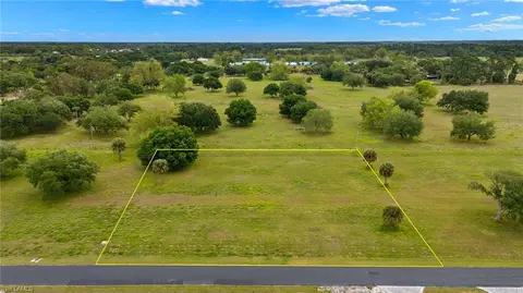 1530 Lindy Ln, Labelle, FL 33935