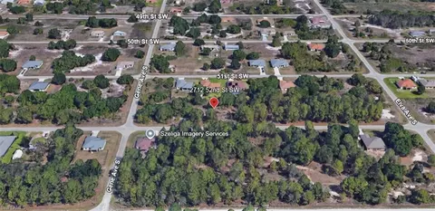 2712 52nd St SW, Lehigh Acres, FL 33976