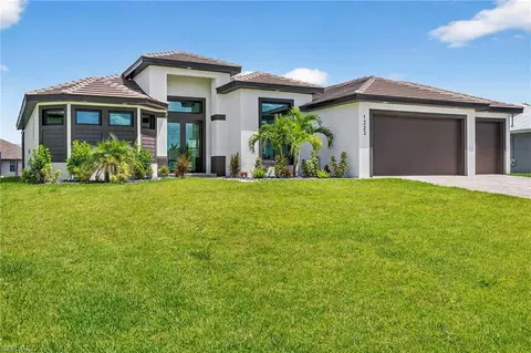 1223 SW 28th Ter, Cape Coral, FL 33914