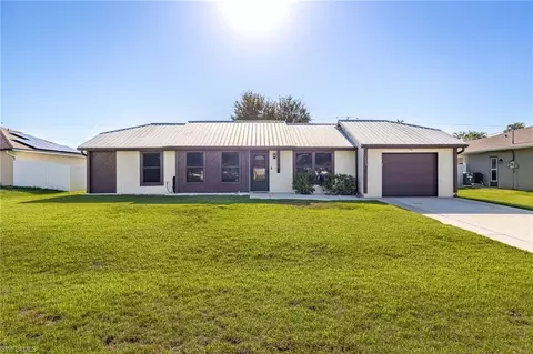 2713 SW 12th Pl, Cape Coral, FL 33914