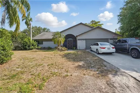 910 SE 19th Ln, Cape Coral, FL 33990