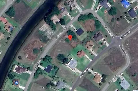 545 Pachman Cir, Lehigh Acres, FL 33974