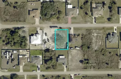 746 Alamo St E, Lehigh Acres, FL 33974