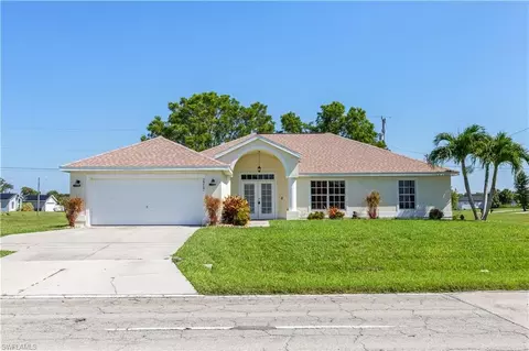 2217 Kismet Pkwy E, Cape Coral, FL 33909