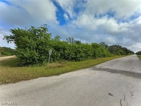 1900 Hamilton Ave, Lehigh Acres, FL 33972