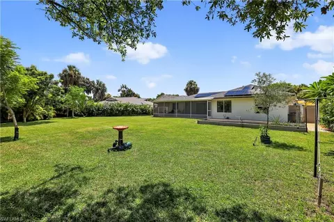 2096 Lochmoor Cir, North Fort Myers, FL 33903