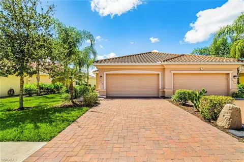1838 Alameda Dr, Naples, FL 34120