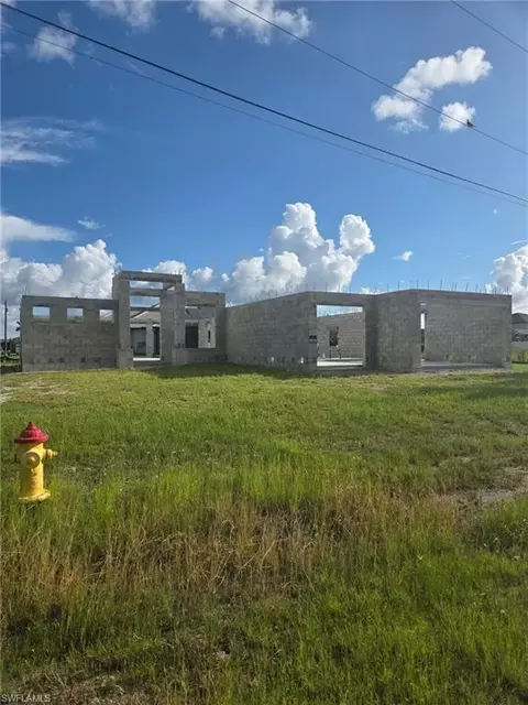 3319 NW 1st Ter, Cape Coral, FL 33993
