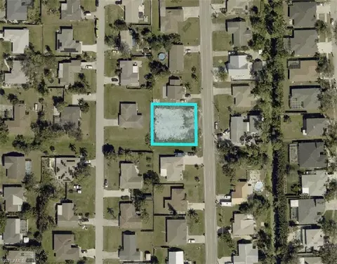 17420 Oriole Rd, Fort Myers, FL 33967