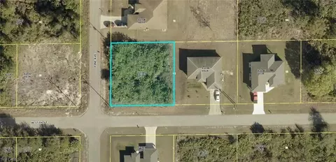 2006 W 15th St, Lehigh Acres, FL 33972