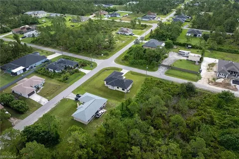 View/Area - 2101 W 9th St, Lehigh Acres, FL 33972 photo 2 of 7