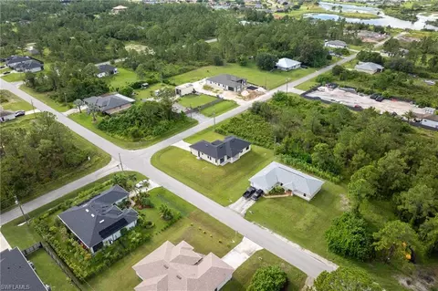 View/Area - 2101 W 9th St, Lehigh Acres, FL 33972 photo 3 of 7
