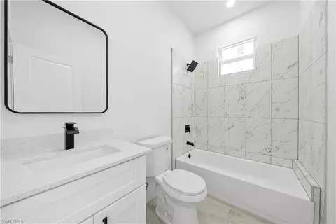 1075 Barnett St E, Lehigh Acres, FL 33974 photo 17