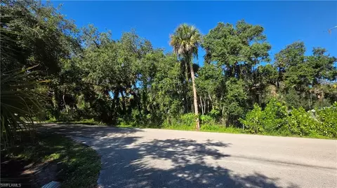 92 Clay St, Labelle, FL 33935 photo 4