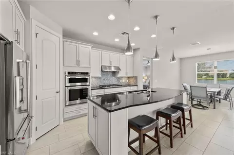Kitchen - 20059 Tavernier Dr, Estero, FL 33928 photo 2 of 4