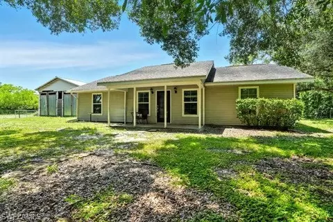 435 Trader Rd, Fort Denaud, FL 33935