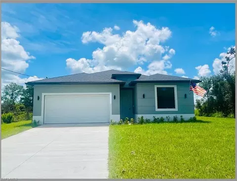 8033 Buttercup Cir, Labelle, FL 33935