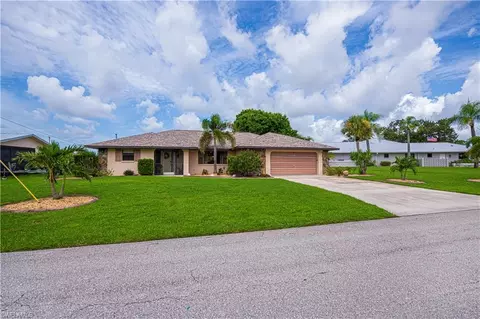 18537 Klingler Cir, Port Charlotte, FL 33948