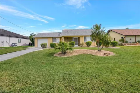 1012 SW 51st Ter, Cape Coral, FL 33914