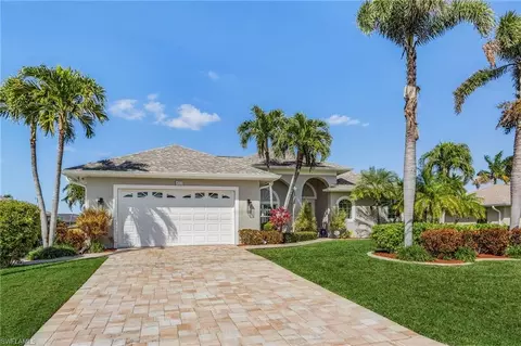 921 El Dorado Pkwy W, Cape Coral, FL 33914