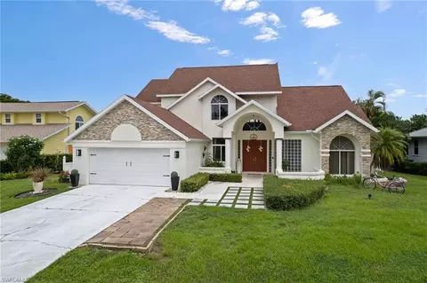 6748 Willow Lake Cir, Fort Myers, FL 33966