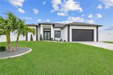 475 NE 2nd Pl, Cape Coral, FL 33909