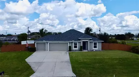 1511 NE 13th St, Cape Coral, FL 33909