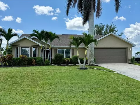 1002 NW 16th Ter, Cape Coral, FL 33993