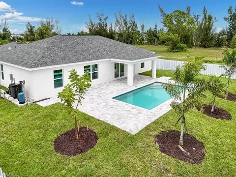 1927 NW 22nd Pl, Cape Coral, FL 33993
