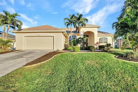 3917 SW 20th Pl, Cape Coral, FL 33914