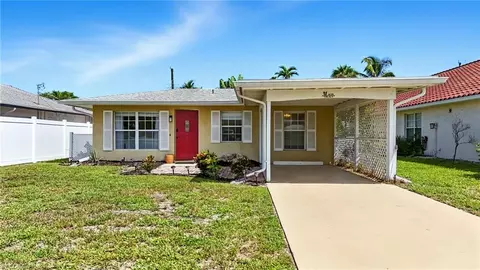 629 105th Ave N, Naples, FL 34108