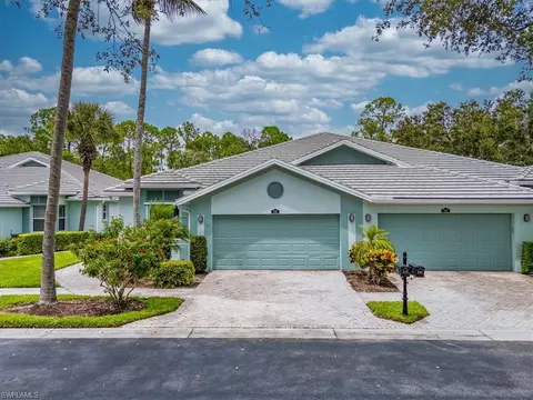 737 Mainsail Pl, Naples, FL 34110