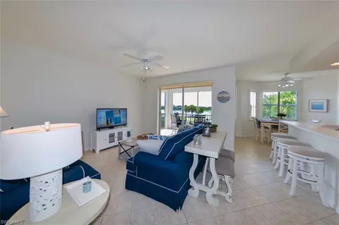 8076 Queen Palm Ln #432, Fort Myers, FL 33966