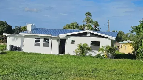 1300 Waite Dr, North Fort Myers, FL 33903