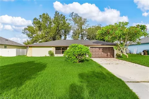 5010 SW 15th Pl, Cape Coral, FL 33914