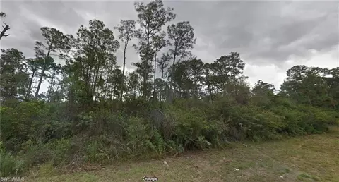 631 Columbus Blvd S, Lehigh Acres, FL 33974