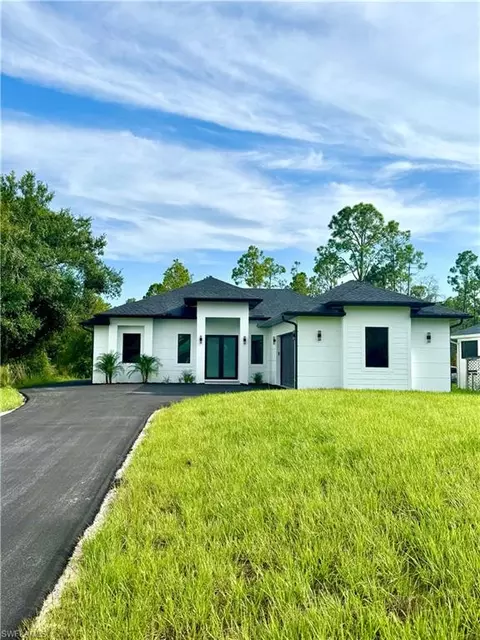 2558 72nd Ave NE, Naples, FL 34120