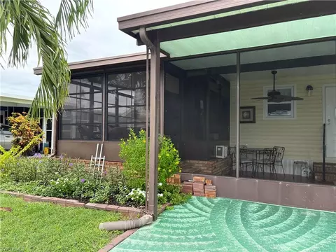 3165 Bunny Run Dr, North Fort Myers, FL 33917