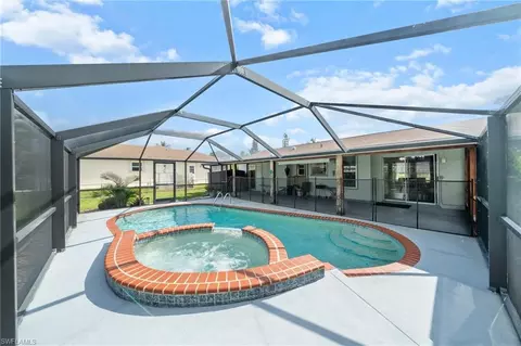 28232 Mango Dr, Bonita Springs, FL 34134