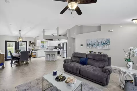 1808 NW 20th Pl, Cape Coral, FL 33993