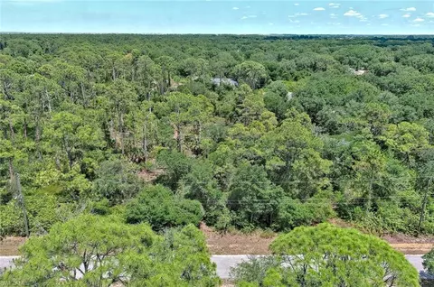 1908 Mcarthur Ave, Lehigh Acres, FL 33972