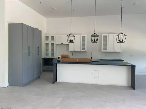 Kitchen - 2481 24th Ave NE, Naples, FL 34120 photo 4 of 8