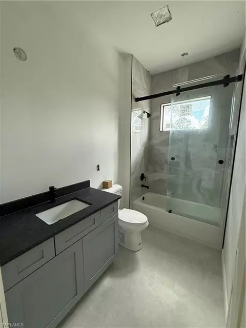 Bath - 2481 24th Ave NE, Naples, FL 34120 photo 9 of 12