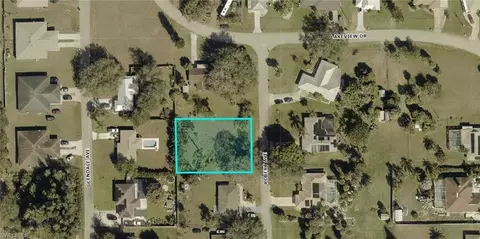 509 Robert Ave, Lehigh Acres, FL 33936